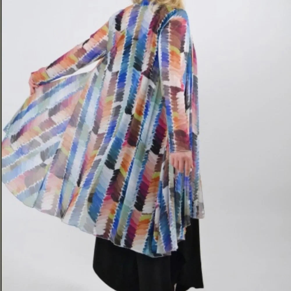 Kozan Molly Cardigan in Pantone XL - Picture 2 of 11
